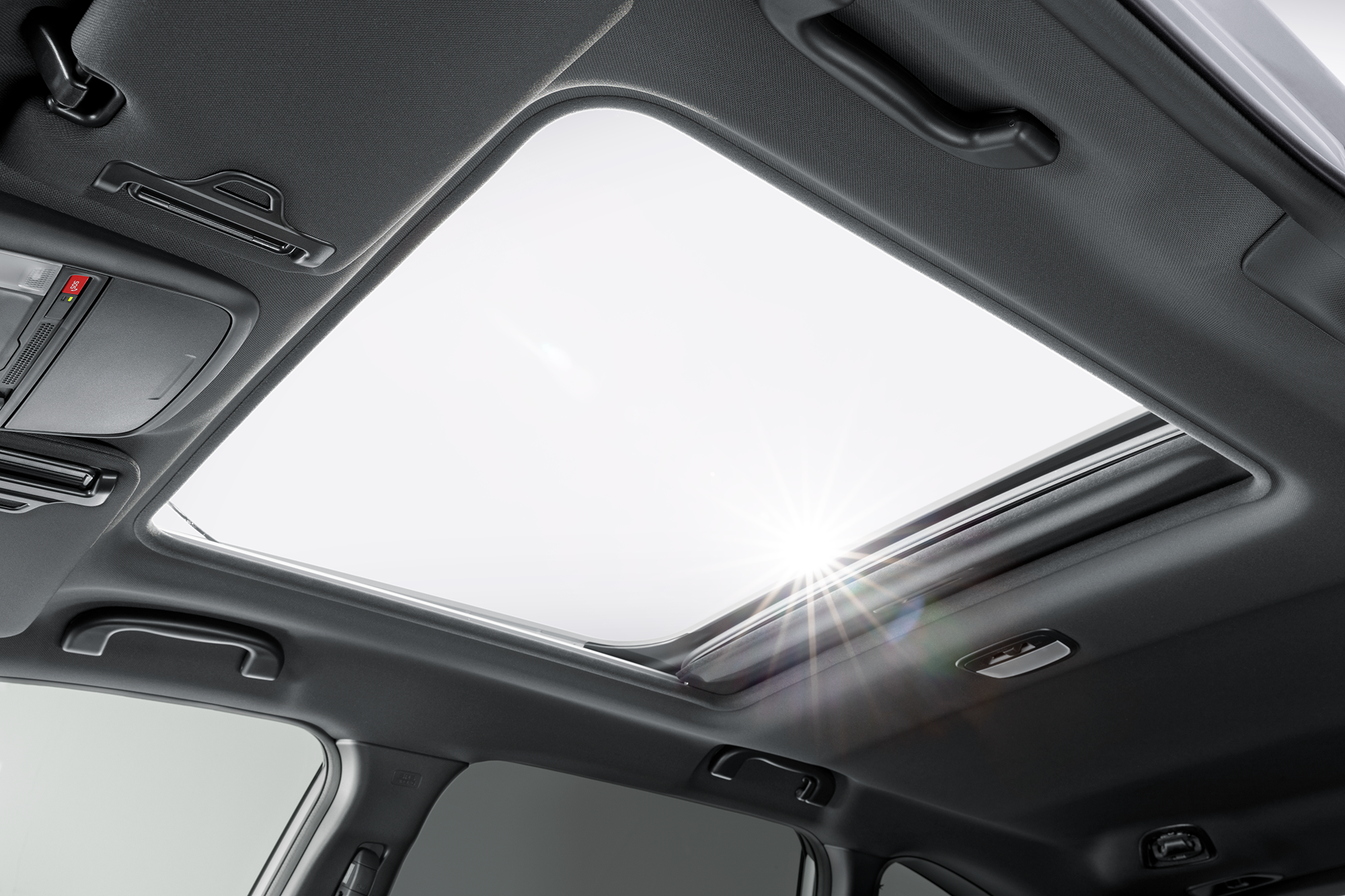 <sg-lang1>Power-sliding, Tilt-adjustable Glass Sunroof</sg-lang1><sg-lang2>فتحة سقف زجاجية كهربائية قابلة للإمالة</sg-lang2><sg-lang3></sg-lang3>