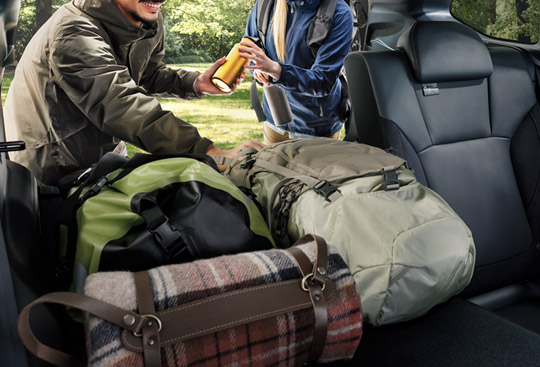 <sg-lang1>60/40-split Folding Rear Seats</sg-lang1><sg-lang2>مقاعد خلفية قابلة للطي 60/40</sg-lang2><sg-lang3></sg-lang3>